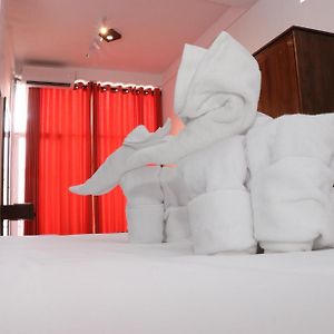 Celonese Hotel & Restaurant Kandy
